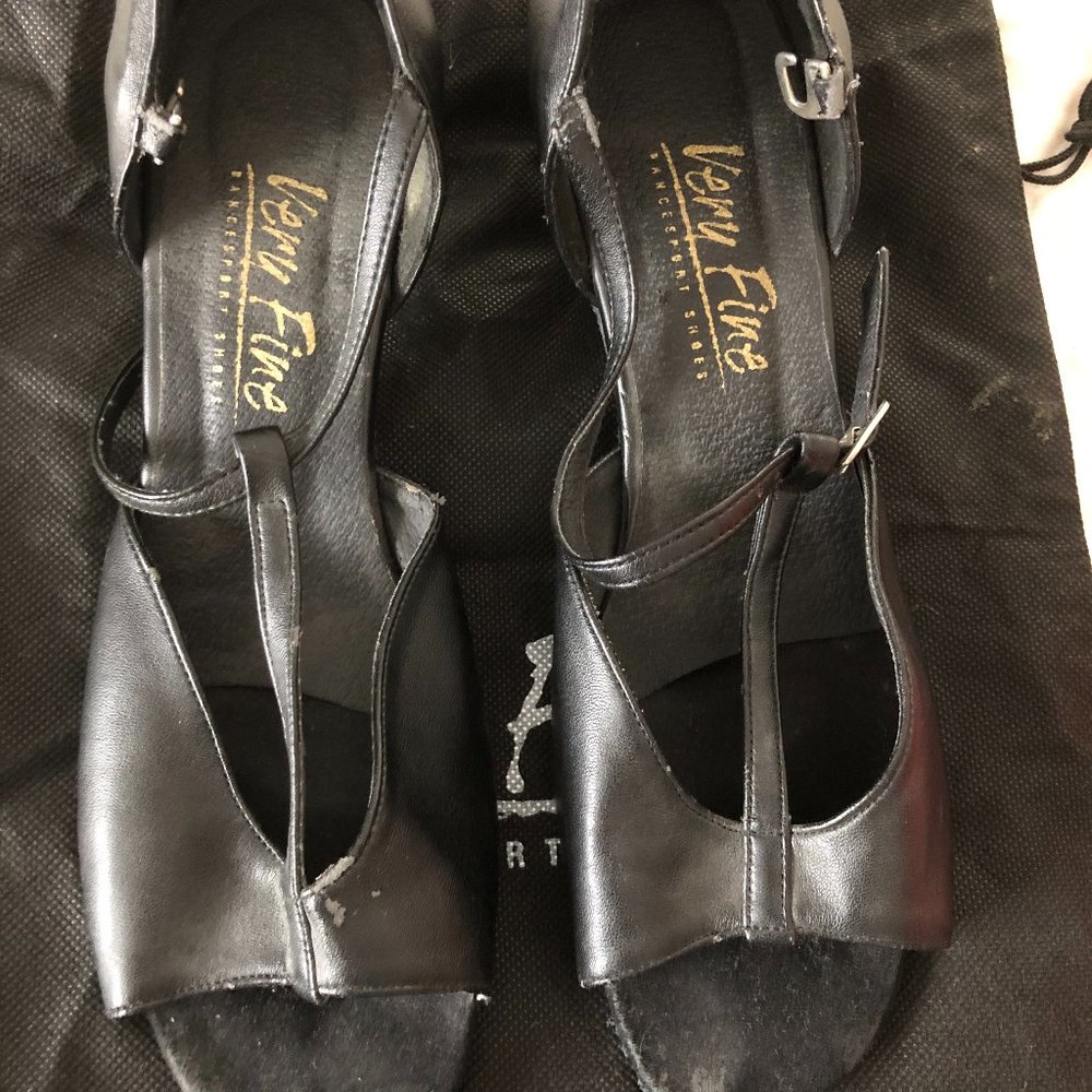 2 pairs Suede bottom dance shoes 1 tan 1 black